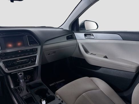 Used 2017 Hyundai Sonata SE FWD image 22