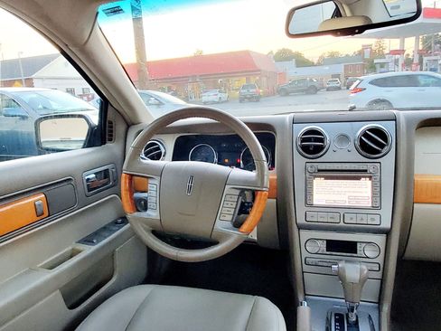 Used 2008 Lincoln MKZ AWD image 19