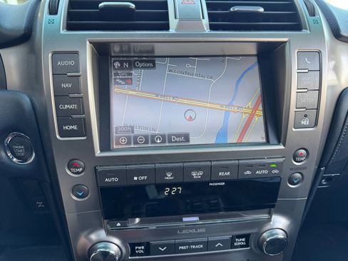Used 2015 Lexus GX 460 image 28
