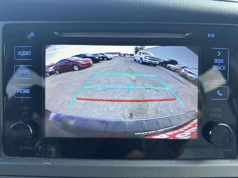 Used 2015 Toyota Sienna XLE FWD image 35