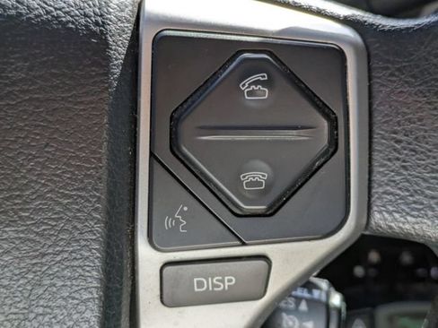 Used 2016 Toyota Tundra SR5 w/ SR5 Upgrade Package RWD image 24