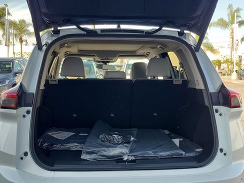 New 2026 Nissan Rogue Dark Armor AWD/4WD image 16