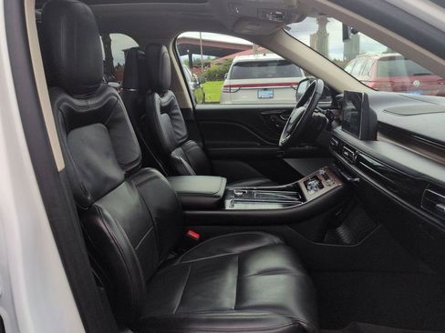 Used 2023 Lincoln Aviator Grand Touring w/ Equipment Group 301A AWD/4WD image 32
