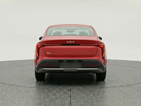 Used 2025 Kia K4 LXS image 6