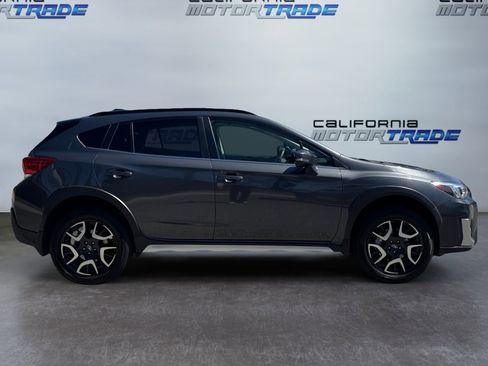 Used 2020 Subaru Crosstrek w/ Moonroof Package w/Navigation image 4
