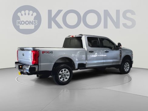 Used 2024 Ford F250 XLT w/ FX4 Off-Road Package AWD/4WD image 11