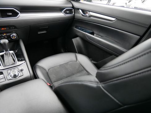 Used 2017 MAZDA CX-5 Touring AWD/4WD image 11