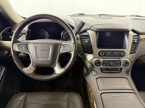 Used 2016 GMC Yukon Denali w/ Open Road Package image 4