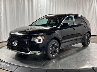New 2026 Kia Niro Wind w/ Wind Preserve Package FWD video 1