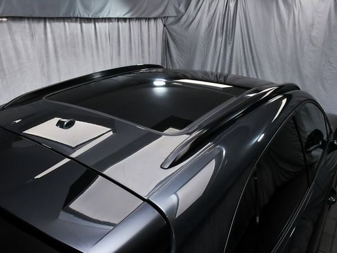 Used 2024 Porsche Macan image 85