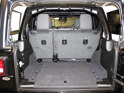 New 2026 Jeep Wrangler Sport S image 28