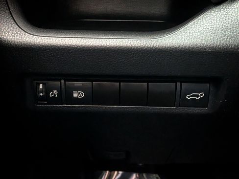 Certified 2022 Toyota RAV4 XLE Premium FWD image 18