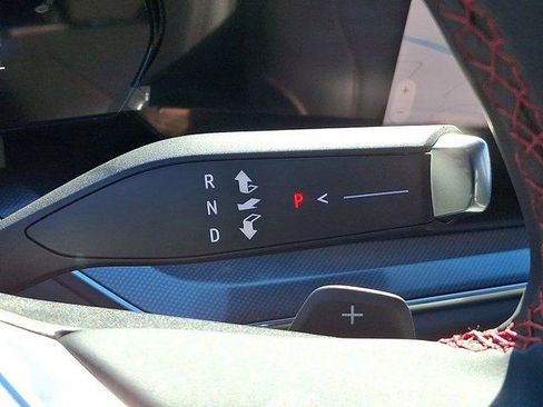 New 2026 Chevrolet Suburban RST w/ Advanced Technology Package image 7