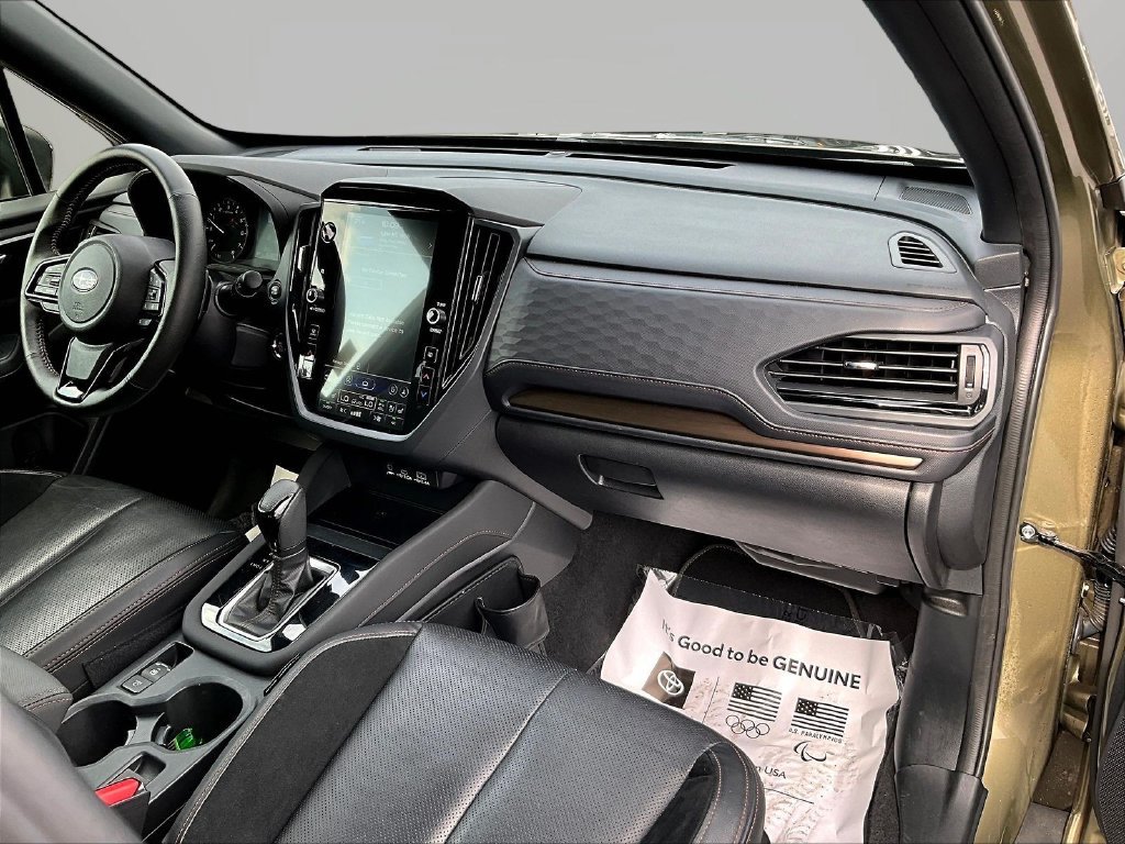 Used 2025 Subaru Forester Touring AWD/4WD image 30