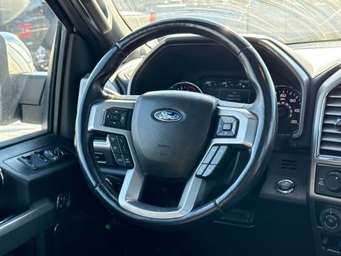 Used 2018 Ford F150 Platinum w/ Equipment Group 701A Luxury image 15