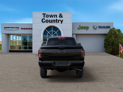 New 2026 RAM 2500 Tradesman AWD/4WD image 33