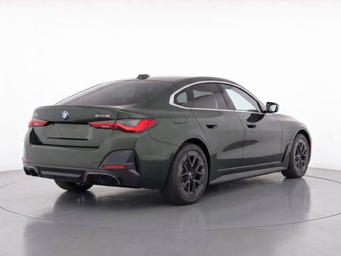 Used 2023 BMW i4 eDrive35 RWD image 3