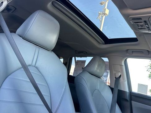 Certified 2021 Toyota Highlander XLE image 27