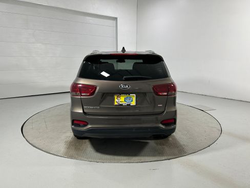 Used 2019 Kia Sorento AWD w/ LX Convenience Package image 29