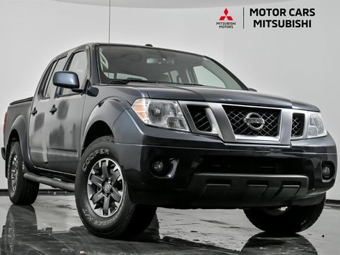 Used 2019 Nissan Frontier PRO-4X image 1