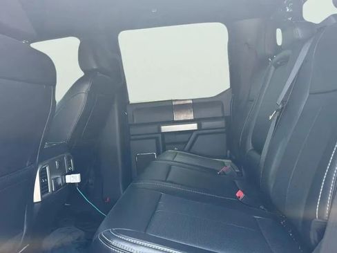 Used 2022 Ford F250 Lariat w/ Black Appearance Package AWD/4WD image 18