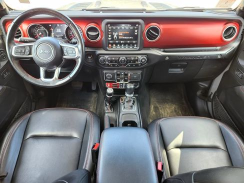 Used 2021 Jeep Wrangler Unlimited Rubicon w/ Dual Top Group AWD/4WD image 12