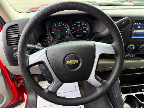 Used 2012 Chevrolet Silverado 1500 W/T image 15