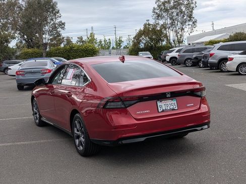 Certified 2024 Honda Accord EX-L image 8