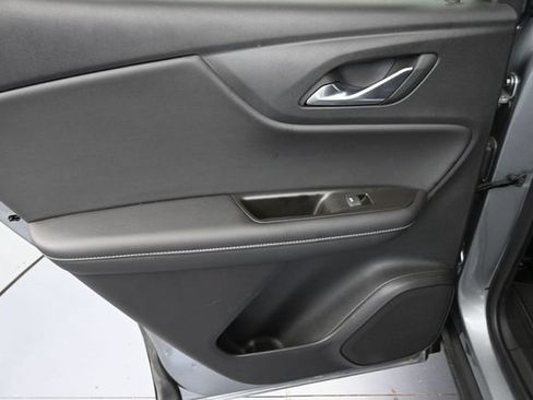 Used 2024 Chevrolet Blazer LT w/ Midnight/Sport Edition FWD image 26