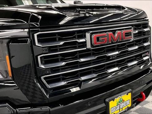 Used 2025 GMC Sierra 2500 AT4 w/ AT4 Premium Plus Package image 36