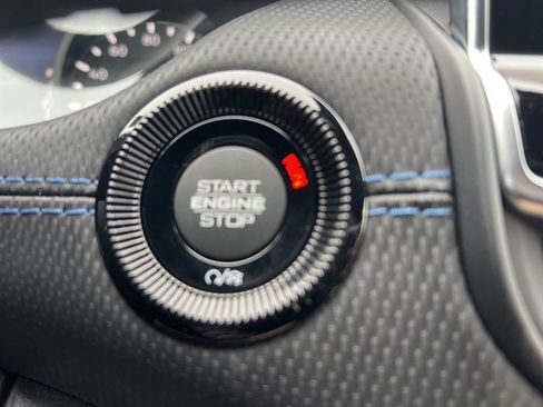 New 2026 Jeep Compass Limited image 27