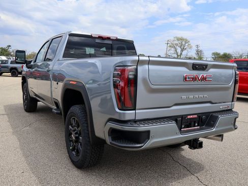 New 2026 GMC Sierra 2500 AT4 image 31