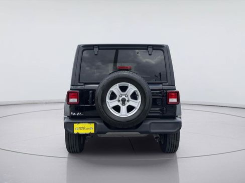 Used 2022 Jeep Wrangler Unlimited Sport AWD/4WD image 6