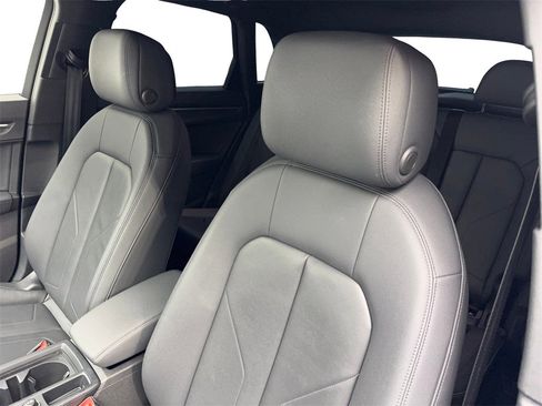 Used 2021 Audi Q3 2.0T Premium w/ Convenience Package image 28