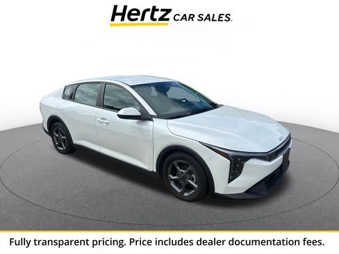 Used 2025 Kia K4 FWD image 1