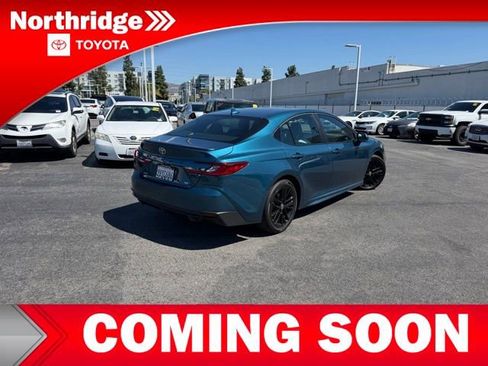 Used 2026 Toyota Camry SE image 4