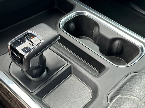 Used 2022 Chevrolet Silverado 1500 RST w/ Convenience Package II AWD/4WD image 20