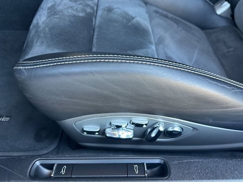 Used 2018 Porsche 911 GT3 RWD image 14