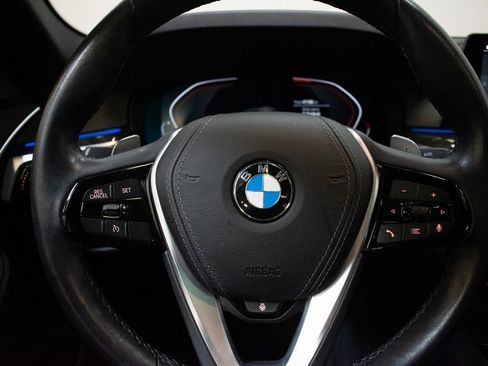 Used 2020 BMW 540i xDrive w/ Premium Package image 12