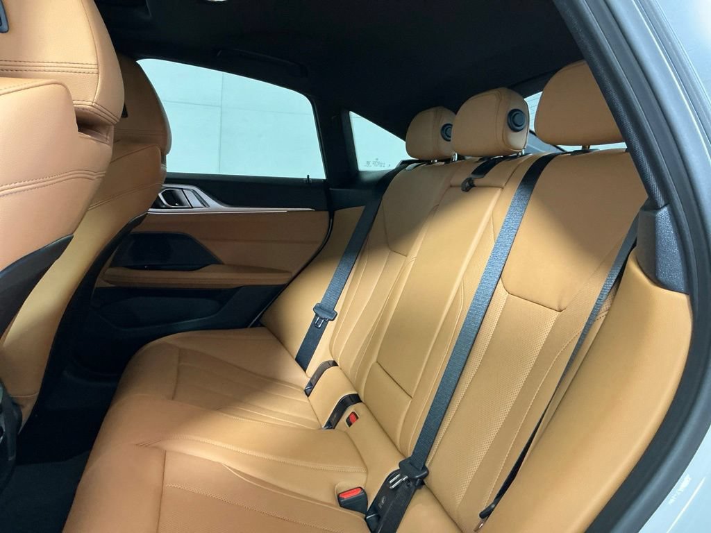 New 2026 BMW 430i xDrive w/ M Sport Package AWD/4WD image 26