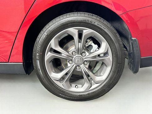 Used 2024 Honda Accord EX image 11