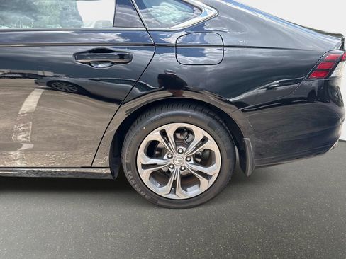 Certified 2023 Honda Accord EX-L image 9