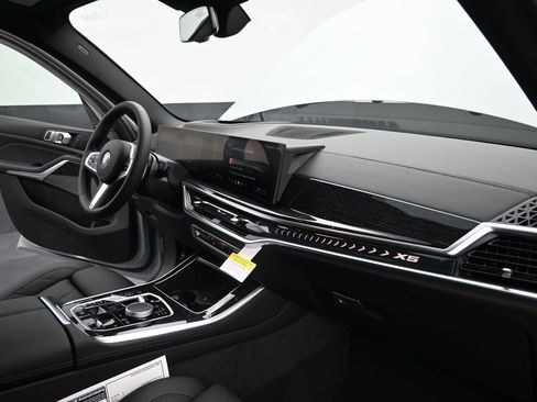 New 2026 BMW X5 xDrive50e AWD/4WD image 20