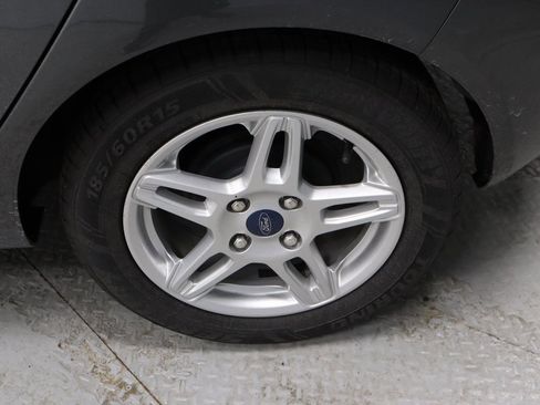 Certified 2019 Ford Fiesta SE image 17