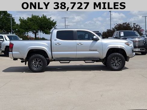 Used 2023 Toyota Tacoma SR5 image 4