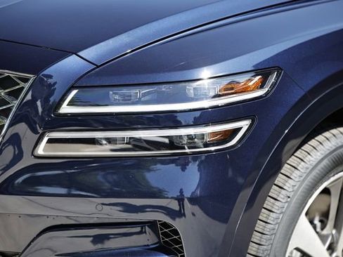Used 2023 Genesis GV80 3.5T Advanced + AWD/4WD image 12