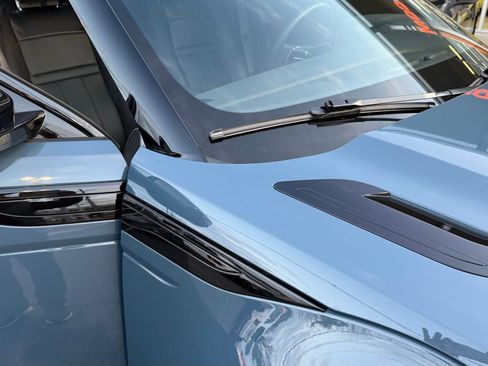 Used 2024 Land Rover Range Rover Evoque Dynamic SE image 37