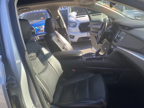 Used 2019 Cadillac XT5 Luxury FWD image 22