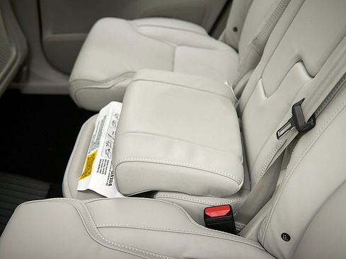 New 2026 Volvo XC90 T8 Ultra w/ Protection Package image 23