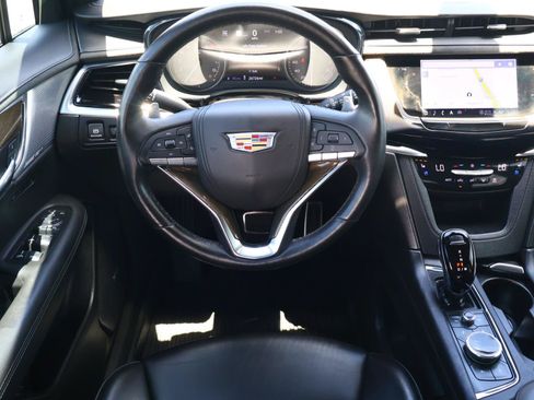Used 2023 Cadillac XT6 Sport w/ LPO, ONYX Package AWD/4WD image 8